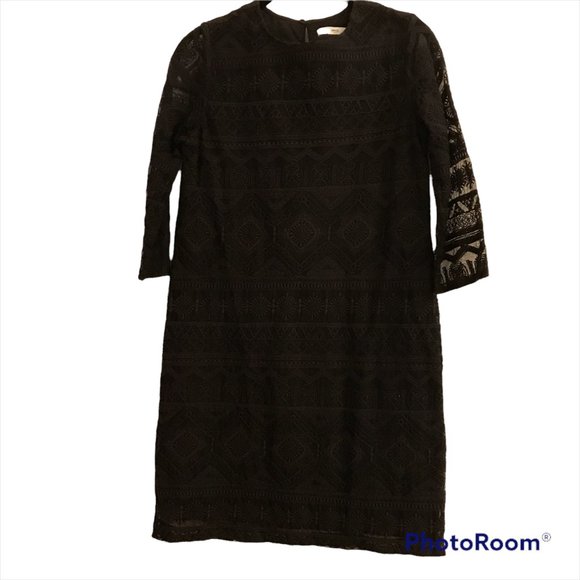 Mango Dresses & Skirts - NWOT Mango Black Lace Sheath Dress US 2